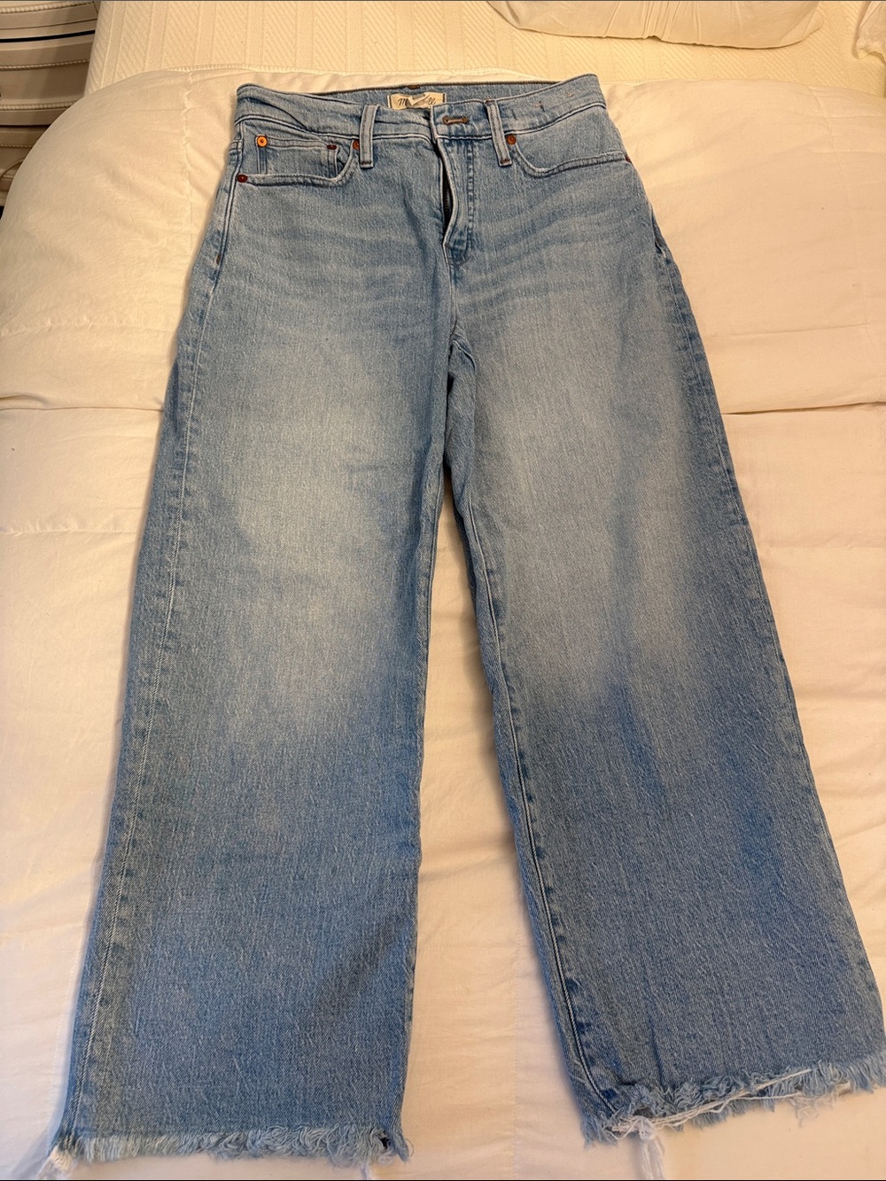 Vintage Wide-Leg Cropped Jeans